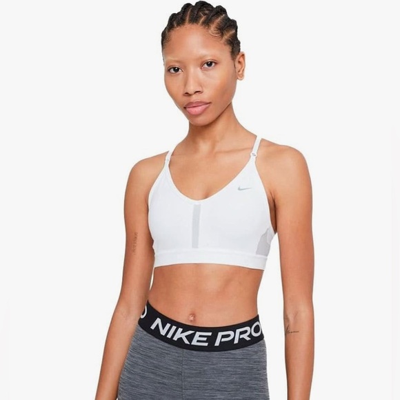 Nike Dri-Fit Women's XL Sports Bra Adjustable Straps Removable Pads cream color - Picture 1 of 8
